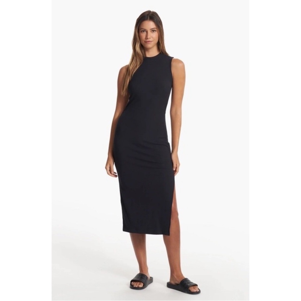 Vuori Women’s Black Sleeveless Dress with Slit Sz S